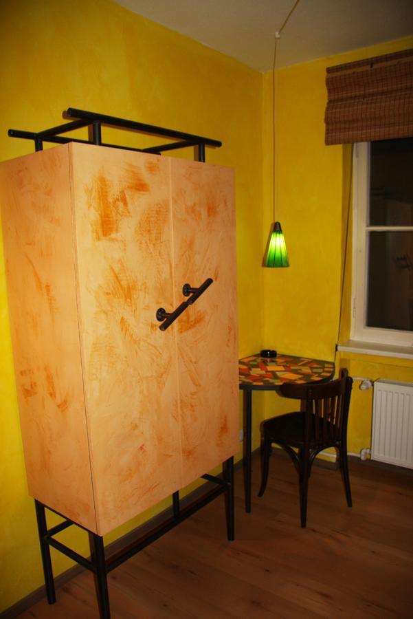 Hostel El Bocado Friedrichshafen Exteriör bild