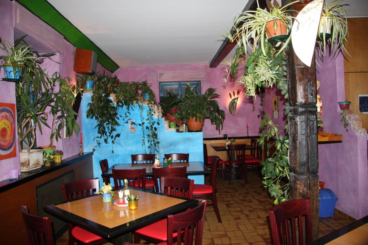 Hostel El Bocado Friedrichshafen Exteriör bild
