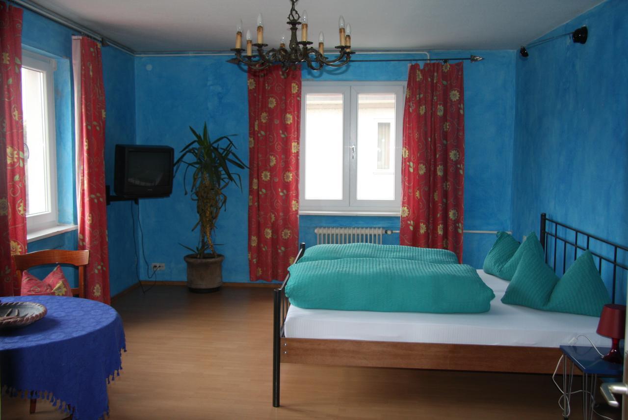 Hostel El Bocado Friedrichshafen Exteriör bild