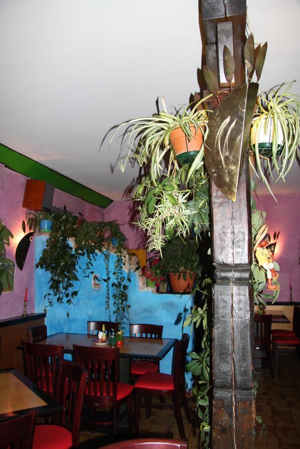 Hostel El Bocado Friedrichshafen Exteriör bild