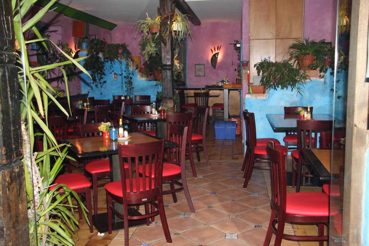 Hostel El Bocado Friedrichshafen Exteriör bild